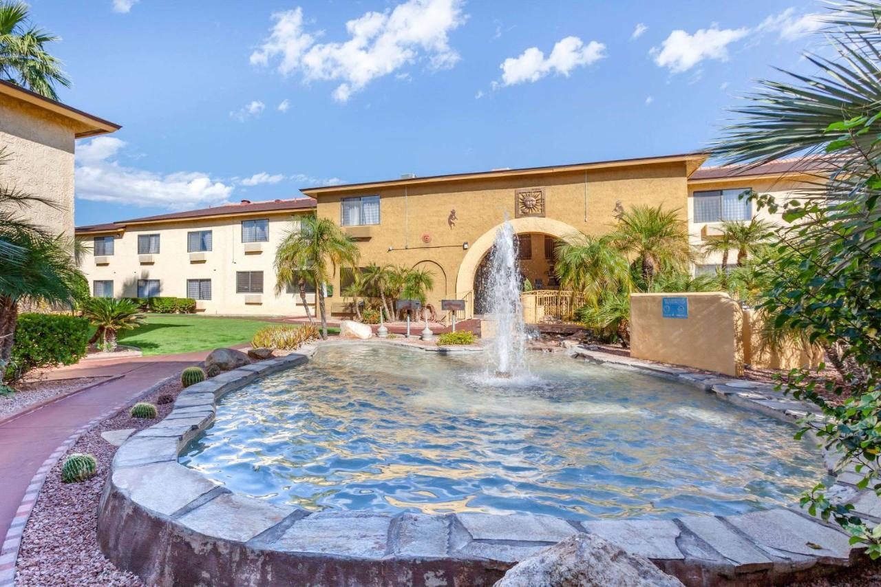 Laquinta Inn Phoenix - Arcadia Exteriör bild